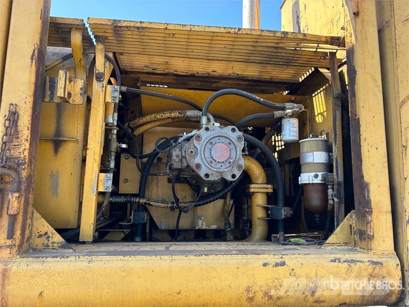 John Deere 450LC Heel Boom Log Loader Lesní nakladače