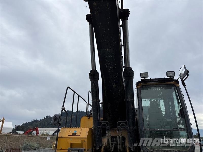 John Deere 470 Tracked Excavator 履带挖掘机