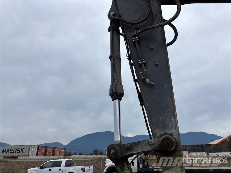 John Deere 470 Tracked Excavator 履带挖掘机