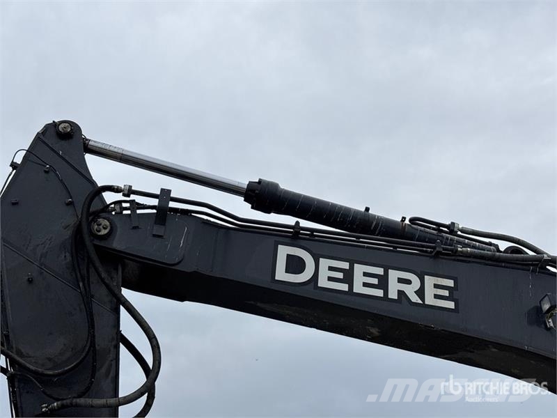 John Deere 470 Tracked Excavator 履带挖掘机