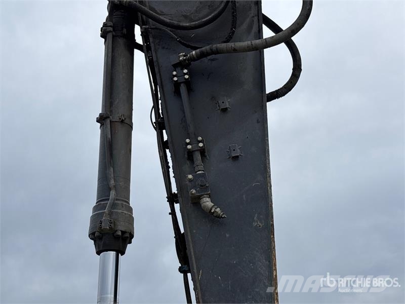 John Deere 470 Tracked Excavator 履带挖掘机