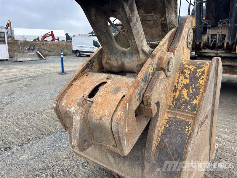 John Deere 470 Tracked Excavator Pásová rýpadla