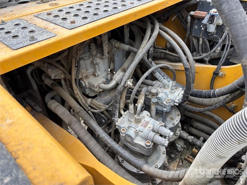 John Deere 470 Tracked Excavator 履带挖掘机