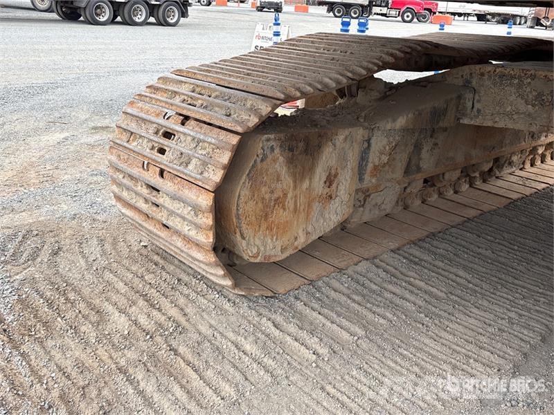 John Deere 470 Tracked Excavator Pásová rýpadla