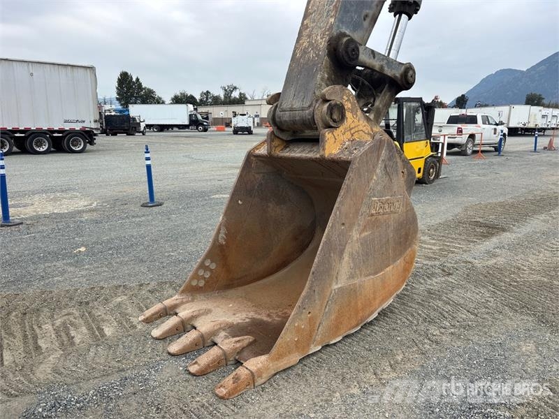 John Deere 470G Raupenbagger