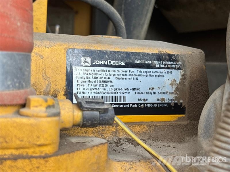 John Deere 544J Wheel Loader Iekrāvēji uz riteņiem