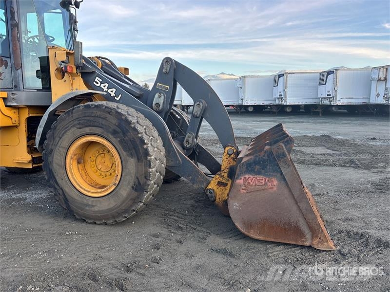 John Deere 544J Wheel Loader Iekrāvēji uz riteņiem