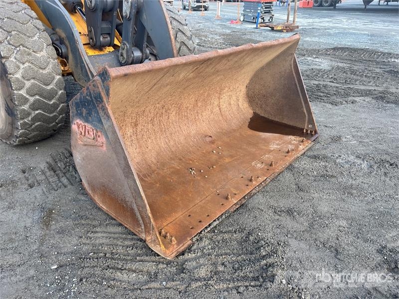 John Deere 544J Wheel Loader Iekrāvēji uz riteņiem