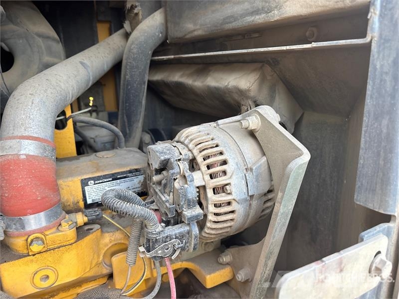 John Deere 544J Wheel Loader Iekrāvēji uz riteņiem