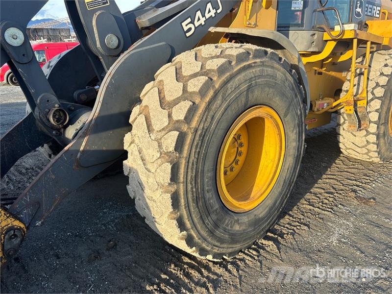 John Deere 544J Wheel Loader Iekrāvēji uz riteņiem