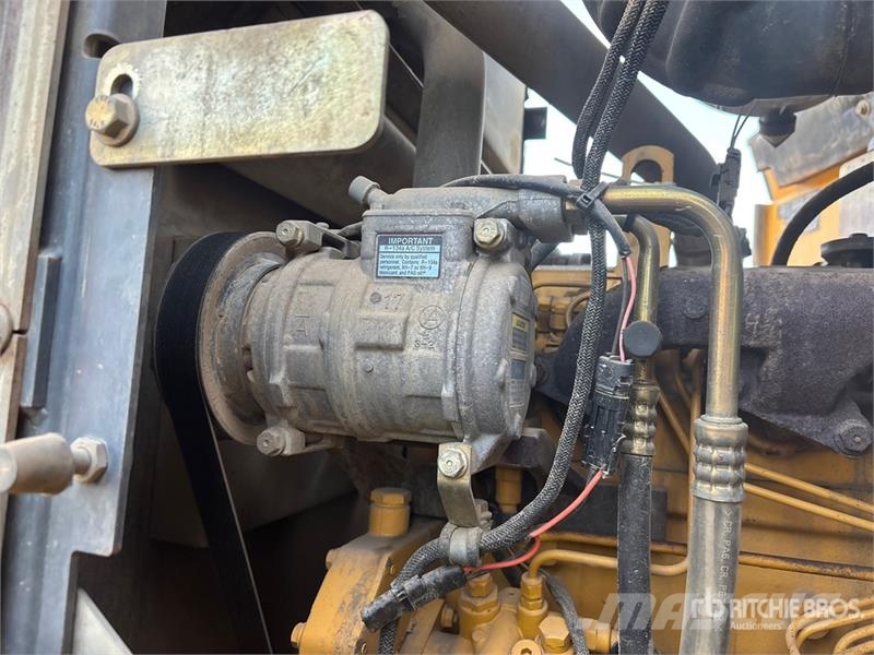 John Deere 544J Wheel Loader Iekrāvēji uz riteņiem
