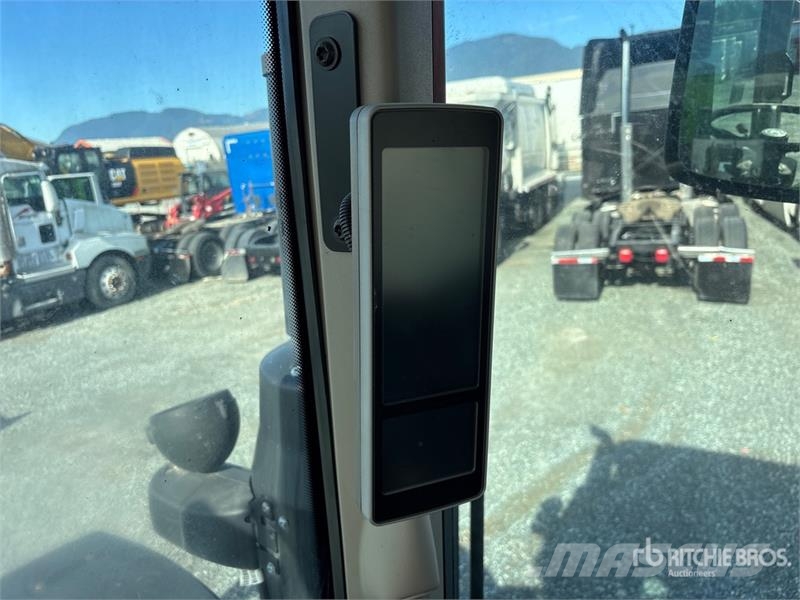 John Deere 6120 4WD Tractor (Inoperable) Traktorer