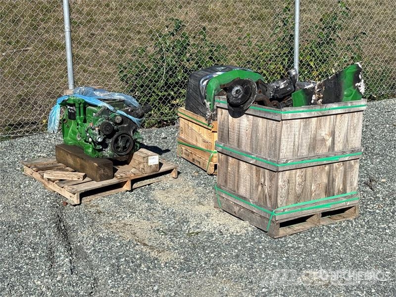John Deere 6120 4WD Tractor (Inoperable) Trattori
