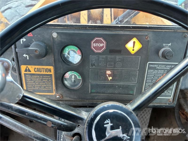 John Deere 644E Kolesni nakladalci