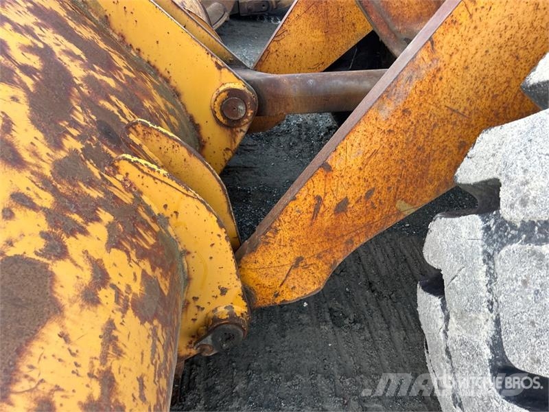 John Deere 644E Kolesni nakladalci