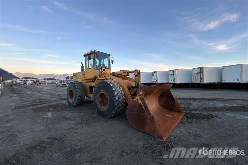 John Deere 644E Kolesni nakladalci