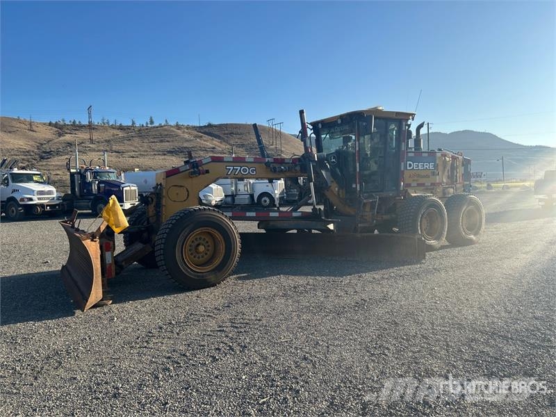 John Deere 770G Motor Grader Грейдери