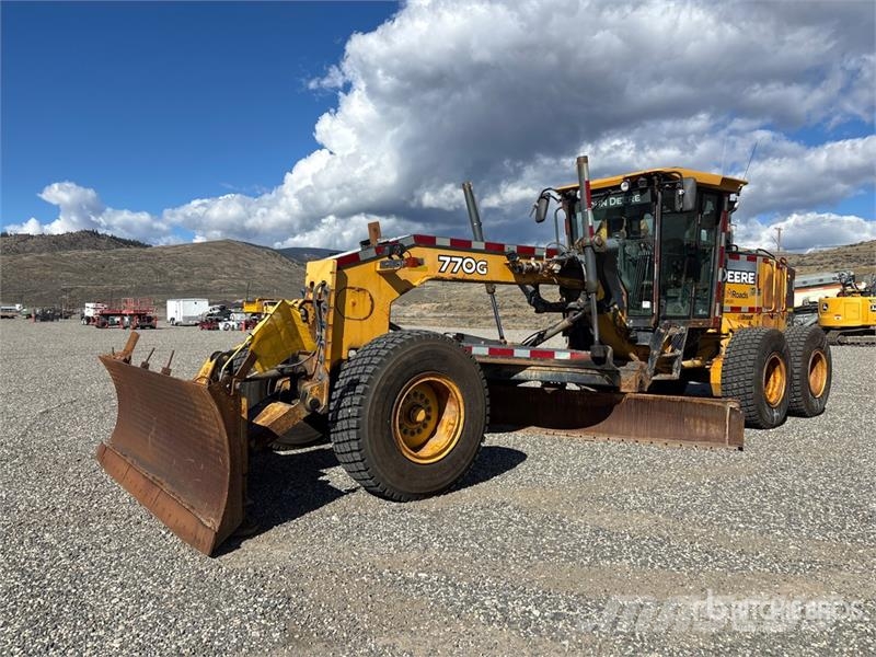 John Deere 770G Motor Grader Tiehöylät