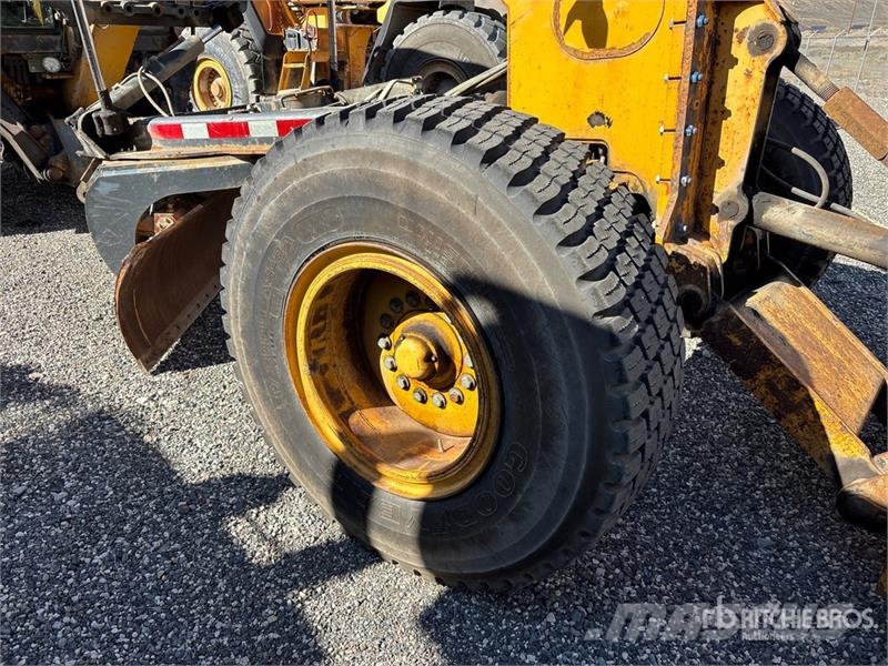 John Deere 770G Motor Grader Tiehöylät