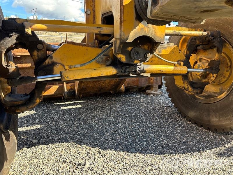 John Deere 770G Motor Grader Tiehöylät