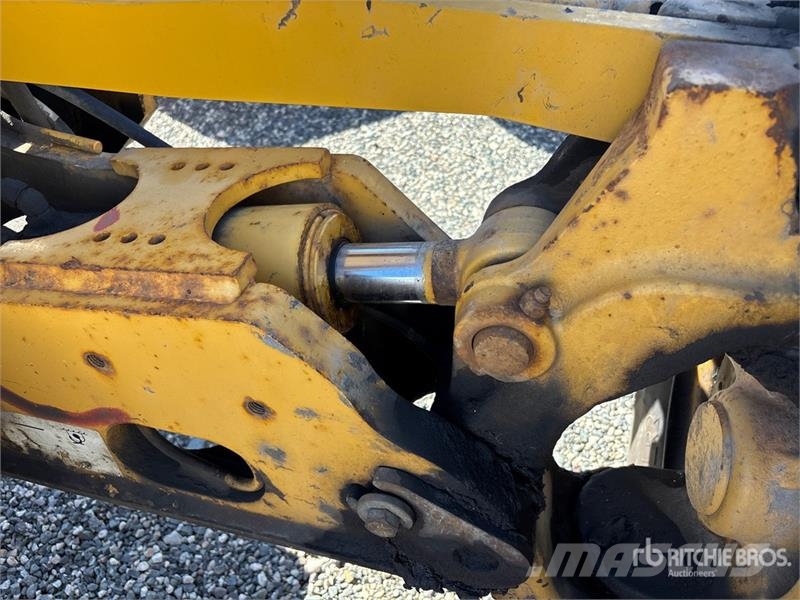 John Deere 770G Motor Grader Tiehöylät