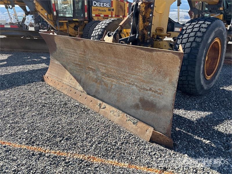 John Deere 870G Motor Grader Грейдеры