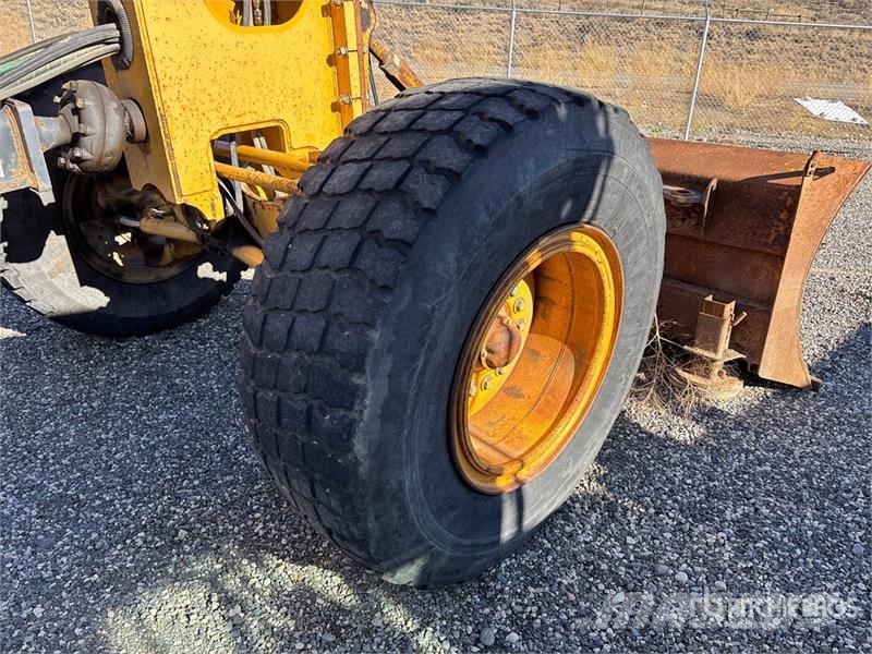 John Deere 870G Motor Grader Грейдеры