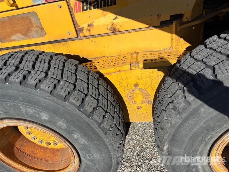 John Deere 870G Motor Grader Грейдеры