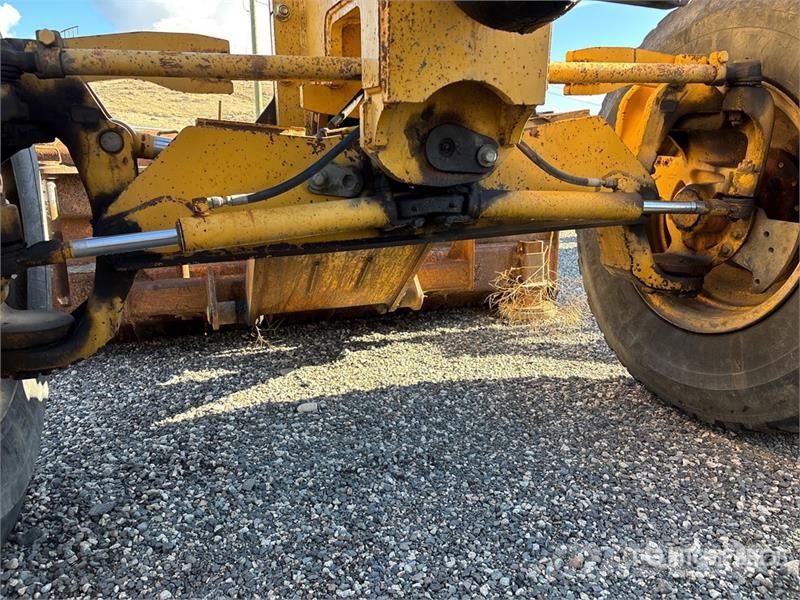 John Deere 870G Motor Grader Грейдеры