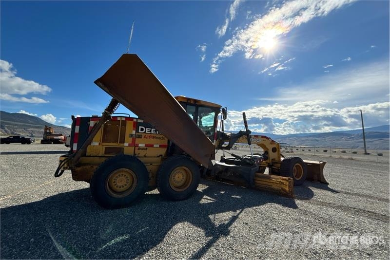 John Deere 870G Motor Grader Грейдеры
