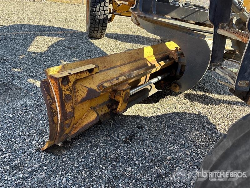 John Deere 870GP Motor Grader Tiehöylät