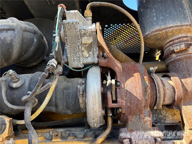 John Deere 870GP Motor Grader Tiehöylät