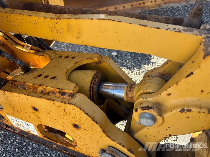 John Deere 870GP Motor Grader Tiehöylät