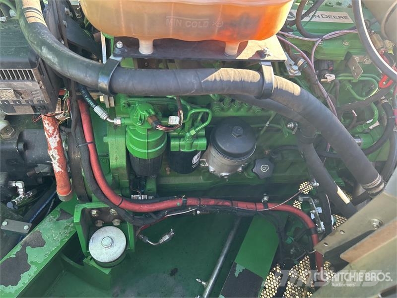 John Deere 903M Track Feller Buncher Fällare-läggare