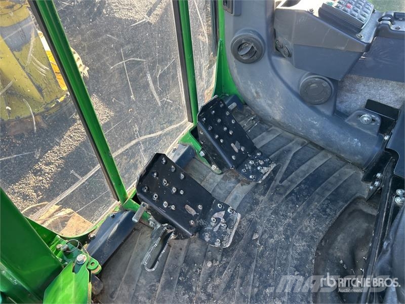 John Deere 903M Track Feller Buncher Fällare-läggare