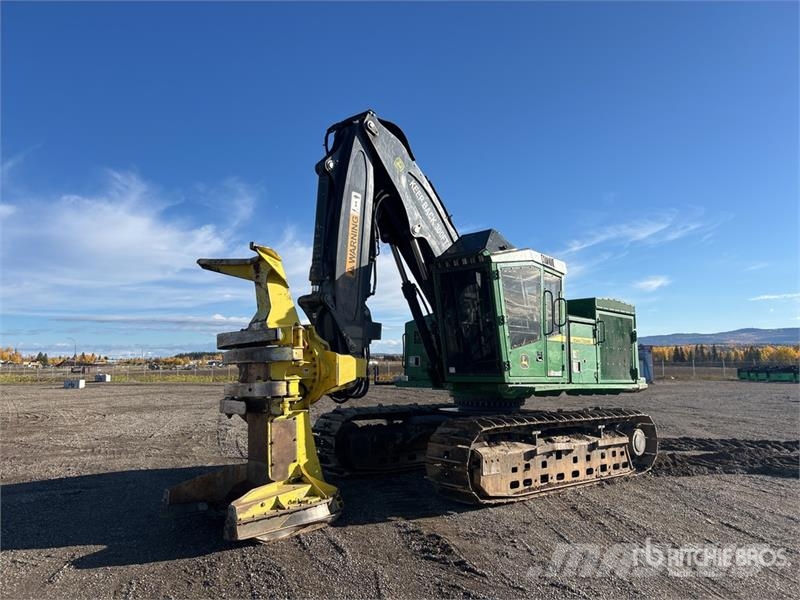 John Deere 903M Track Feller Buncher Fällare-läggare