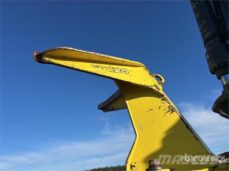John Deere 903M Track Feller Buncher Fällare-läggare