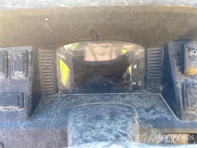 John Deere RSX860E 4x4 Utility Vehicle Pomoćni strojevi
