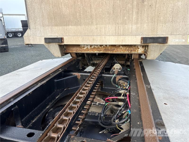 K-Line KDC102 Quad/A Sliding Transfer Trailer مقطورات قلابة