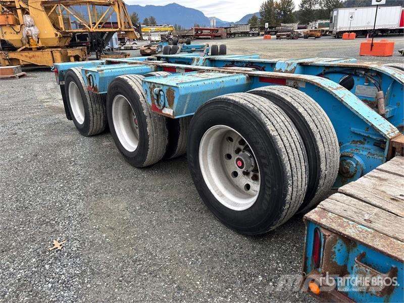 K-Line Tri/A Removable Gooseneck Lowboy Trailer Low loaders