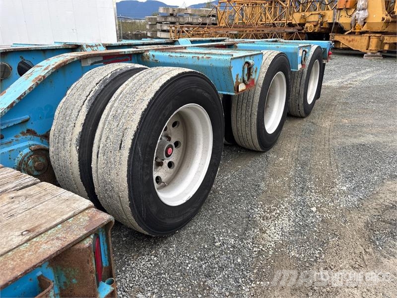K-Line Tri/A Removable Gooseneck Lowboy Trailer Low loaders