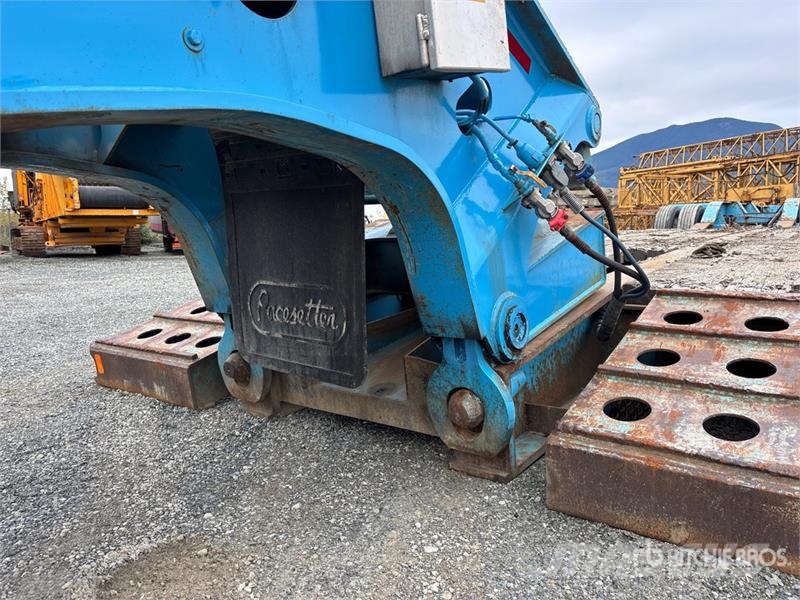 K-Line Tri/A Removable Gooseneck Lowboy Trailer Low loaders