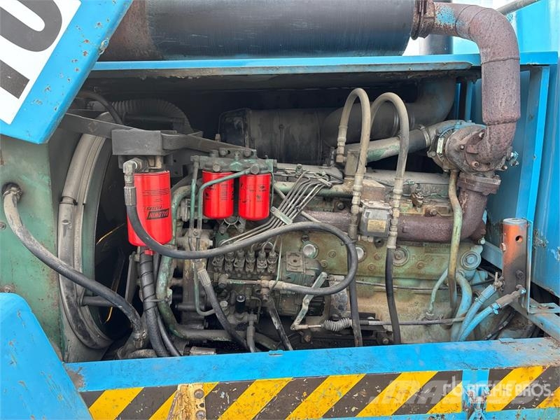 Kalmar DC13 6-600L 29985 lb Pneumatic Tire Forklift Other