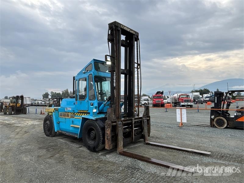 Kalmar DC13 6-600L 29985 lb Pneumatic Tire Forklift Other