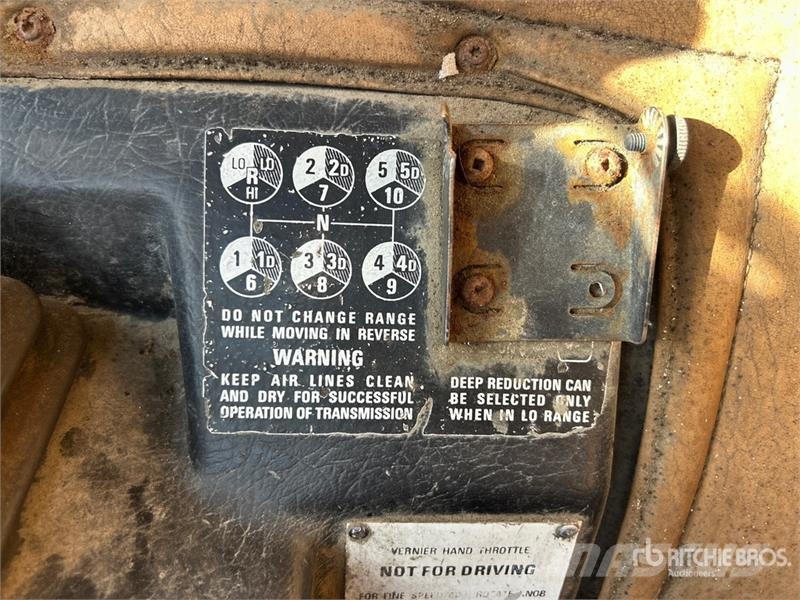 Kenworth K100E 曳引機組件