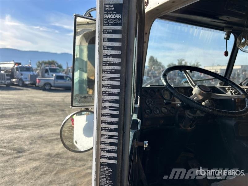 Kenworth K100E 曳引機組件