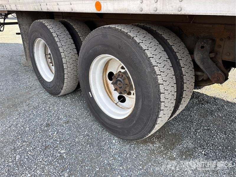 Kenworth T300 Kofferaufbau