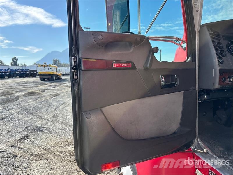Kenworth T300 Kofferaufbau