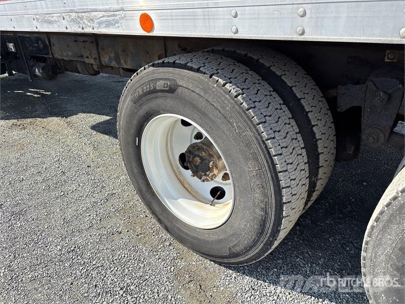 Kenworth T300 Kofferaufbau