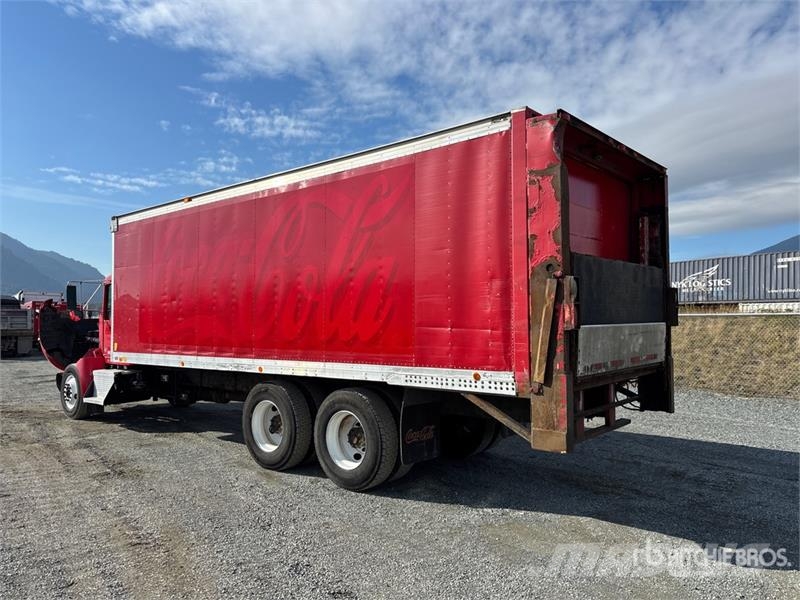 Kenworth T300 Kofferaufbau